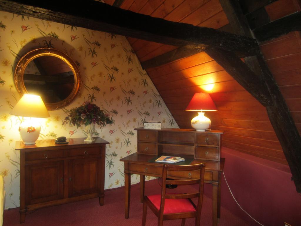 Auberge Du Bon Fermier Βαλενσιέν Εξωτερικό φωτογραφία